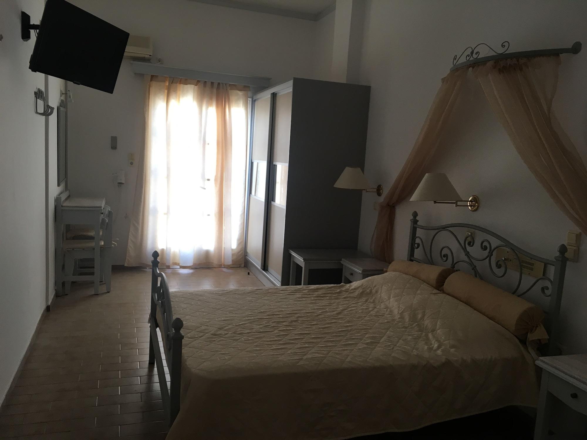 Hotel Avra Kamári Eksteriør billede