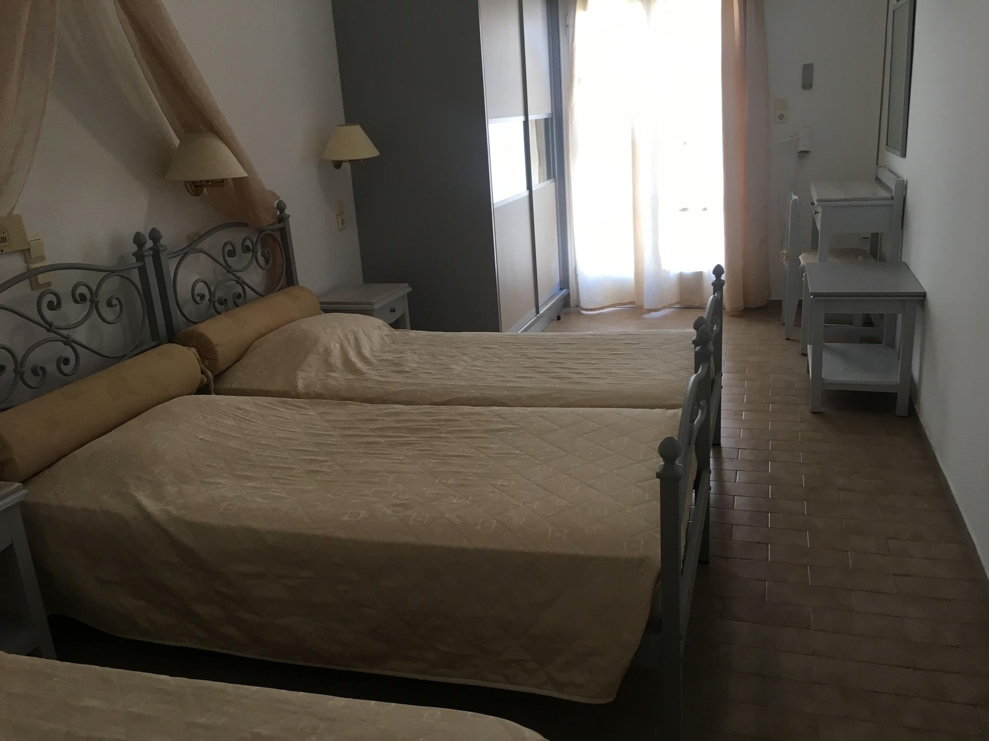 Hotel Avra Kamári Eksteriør billede